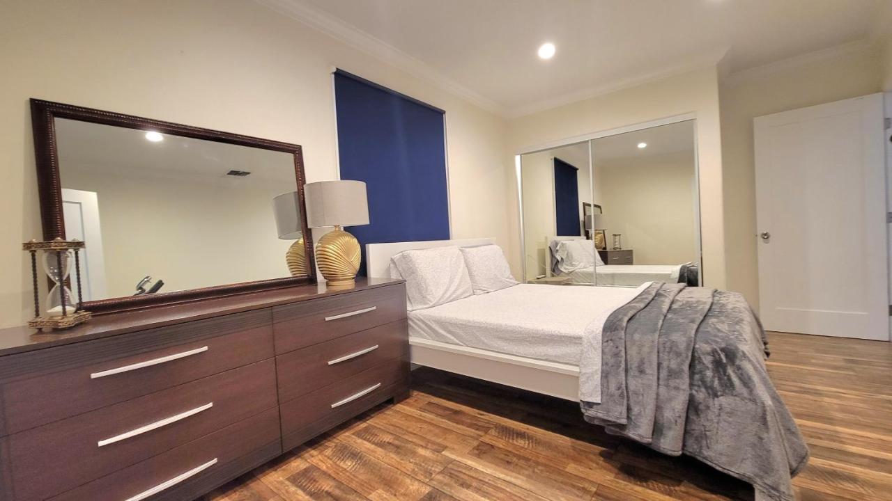 Large 1-Bedroom With Kitchen In Encino Лос-Анджелес Экстерьер фото