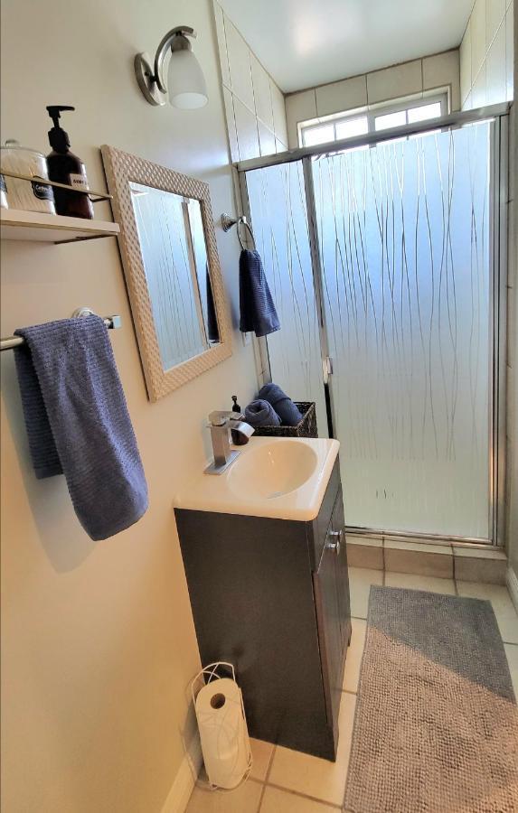 Large 1-Bedroom With Kitchen In Encino Лос-Анджелес Экстерьер фото