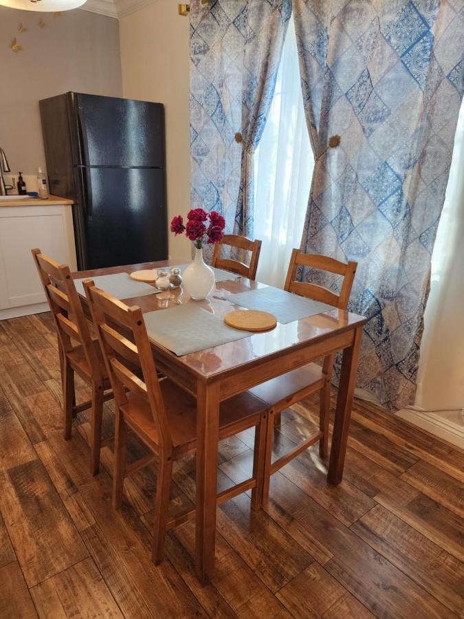 Large 1-Bedroom With Kitchen In Encino Лос-Анджелес Экстерьер фото